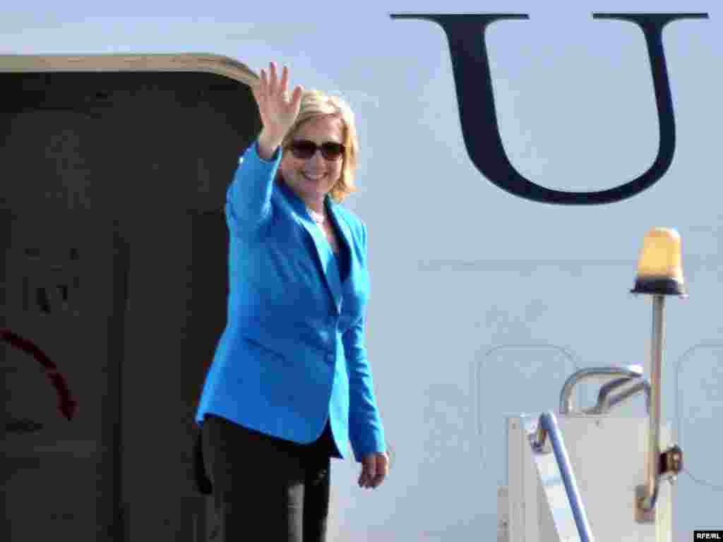Хиллари Клинтон прощается с Тбилиси