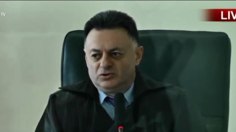Kocharian-ı azad edən hakim prokurorluğa 'cinayət barədə' məlumat verib