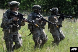 Американские военнослужащие на Яворивском полигоне. Лето 2015 года