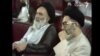 علی خامنه‌ای (راست) در نشست مجلس خبرگان در روز ۱۴ خرداد ۱۳۶۸ برای تعیین جانشین آیت‌الله خمینی.