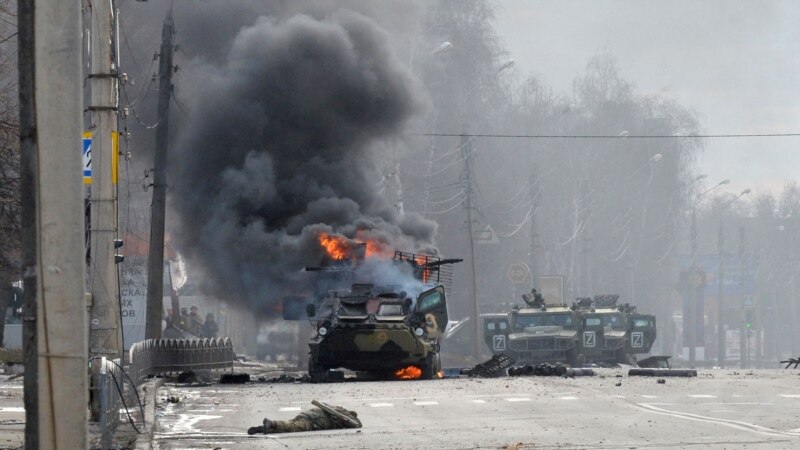 Reuters: Киев яқинидаги рус қўшинлари қайтадан гуруҳланмоқда