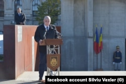 Silviu Vexler este deputat al minorității evreiești în Parlament.