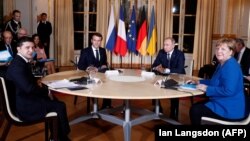 «Нормандская четверка» Владимир Зеленский, Эммануэль Макрон, Владимир Путин, Ангела Меркель на саммите в Париже, 9 декабря 2019 года