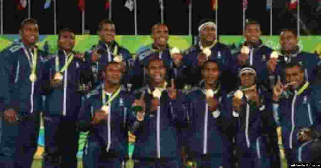 فیجی با قهرمانی در راکبی، نخستین مدال طلای تاریخ المپیک کشورش را دریافت کرد
