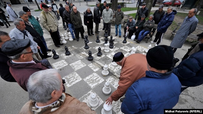 Nakon plaćenih računa, malo novca ostane za hranu: Penzioneri u Sarajevu