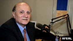 RFE Armenian Service Director Harry Tamrazian