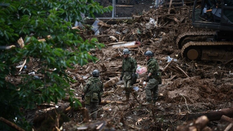 Расте бројот на жртви во поплавите во Јапонија
