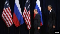 Президент США Барак Обама (праворуч) під час зустрічі з президентом Росії Володимиром Путіним у Нью-Йорку. Вересень 2015 року