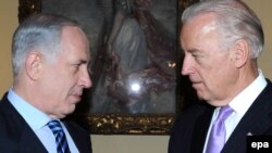 U.S. Vice President Joe Biden (right) and Israeli Prime Minister Binyamin Netanyahu (file photo)