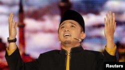 Мұхаммед Асираф, малайзиялық "Жас имам" телебайқауының жеңімпазы