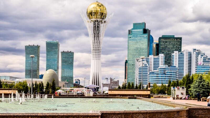 Казак парламенти Астананын аталышын Нурсултан деп өзгөрттү