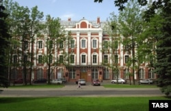 Главное здание СПбГУ