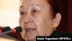 Қазақстан әйелдері республикалық кеңесінің басшысы Нина Каюпова. Алматы, 17 қаңтар 2011 жыл.