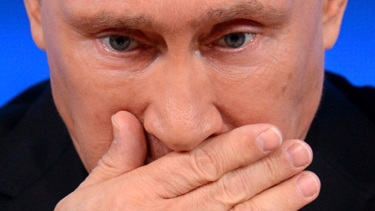 Муҳофизи пешини Путин гуфт, "ӯ ба касе бовар намекунад"