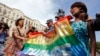 День ЛГБТ-акций: Москва и Киев