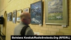 У музеї «Київська фортеця – Косий капонір» 23 лютого відкрилася благодійна виставка «Повернення додому»