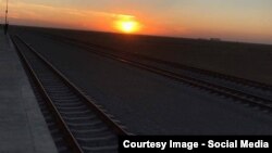 خط آهن هرات-خاواف به هزینه ۵۸،۵ میلیون دالر از سوی حکومت افغانستان تمویل میشود.