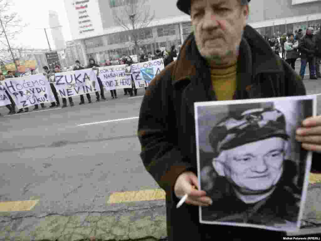 Protest zbog hašenja Jovana Divjaka u Sarajevu, 5. marta 2011