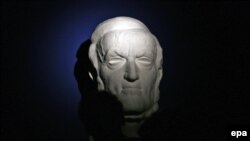Opera Fans Mark Richard Wagner's Bicentennial