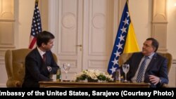 Američki ambasador Eric Nelson i predsjedavajući Predsjedništva BiH, Milorad Dodik