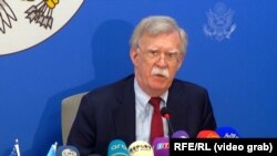 John Bolton astăzi la Baku