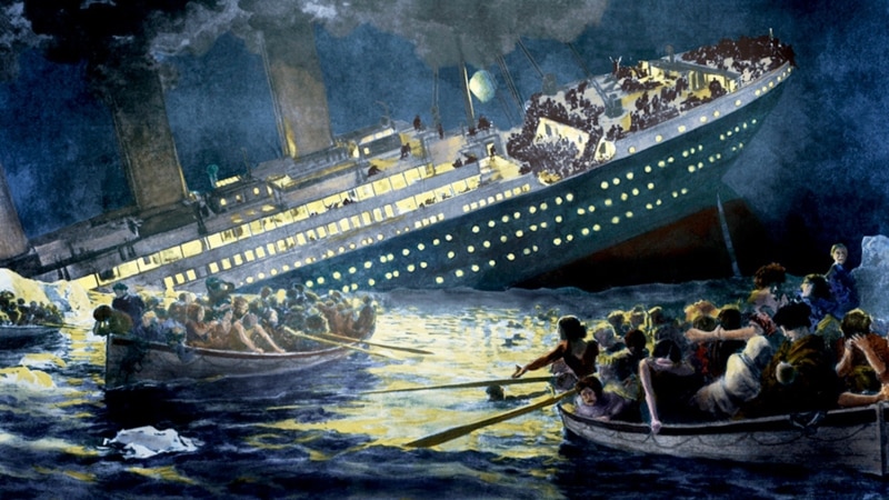 Шише за бренди од потонатиот Титаник продадено за 76.000 фунти