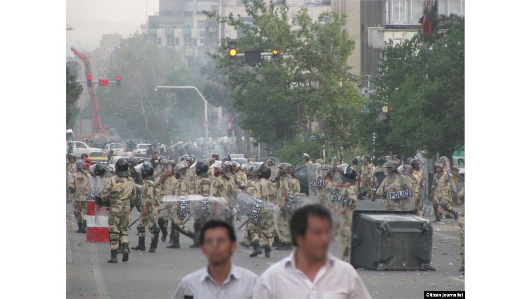 موضع‌گیری نیروهای ویژه در برابر معترضان به نتایج انتخابات ۸۸