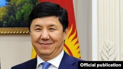 Қырғызстанның отставкаға кеткен премьері Темір Сариев.