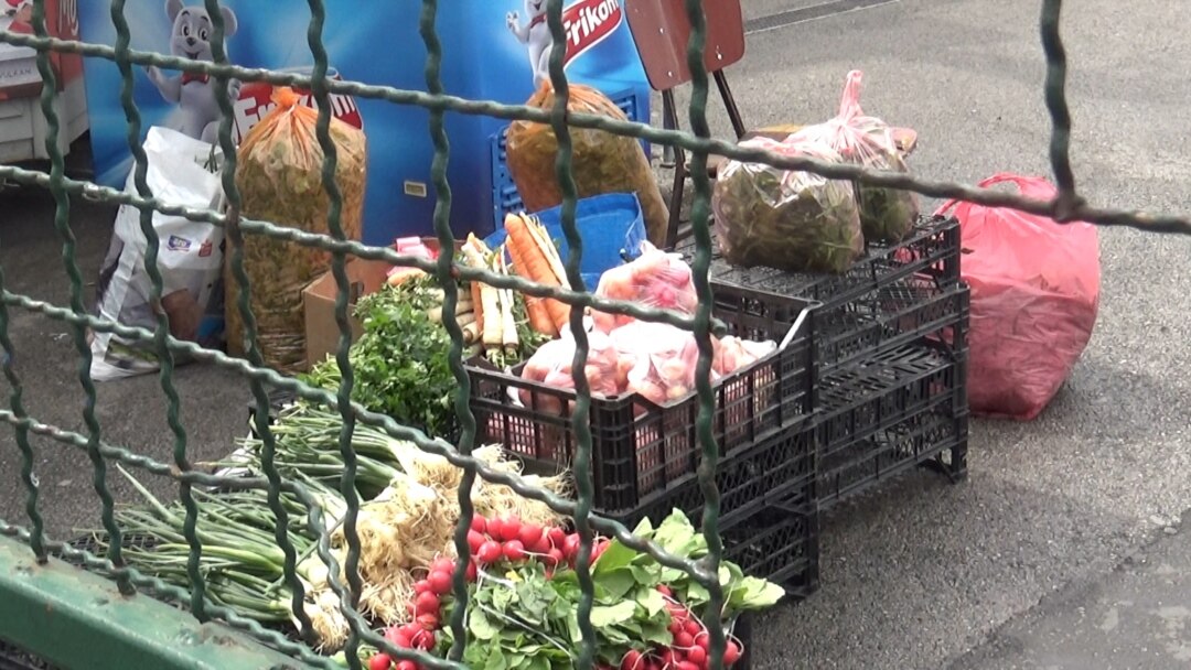 Prizor sa beogradske pijace "Bajloni"