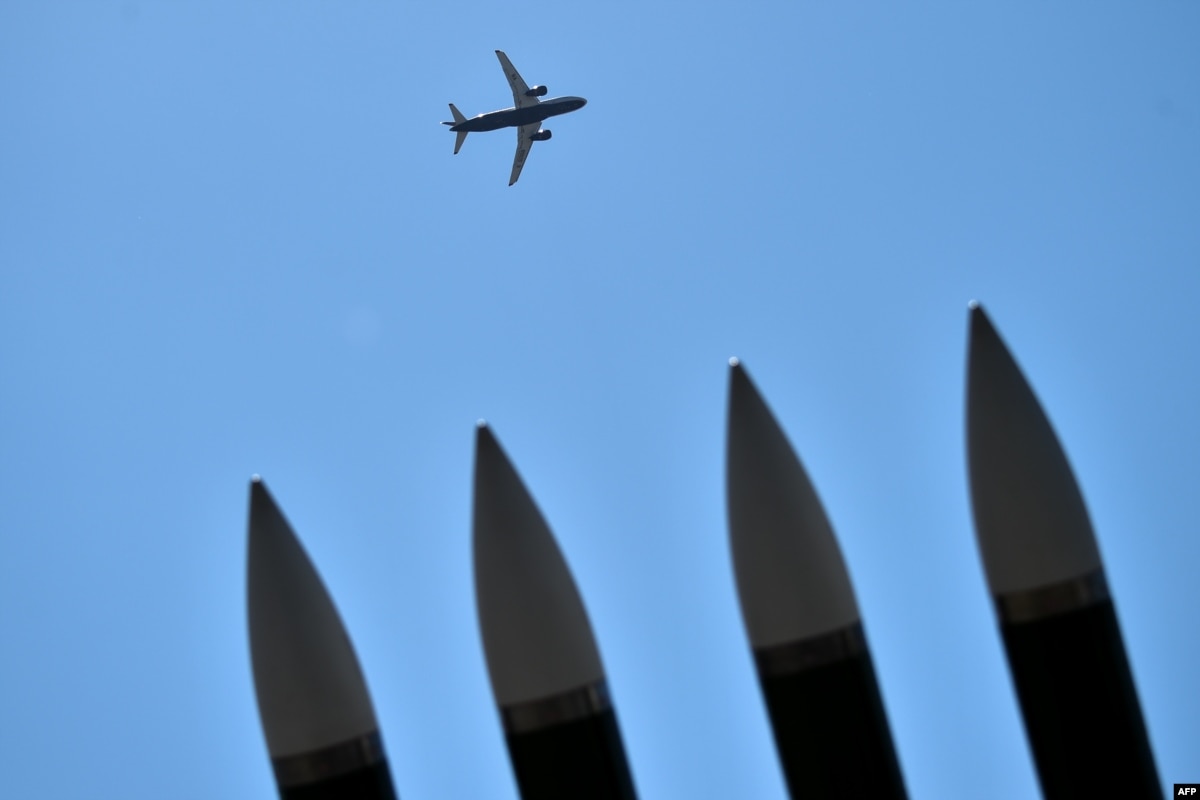Russia Grounds Sukhoi Superjet 100 Fleet