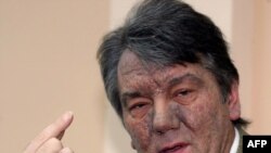 Віктор Ющенко після отруєння, грудень 2004 року
