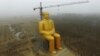 Çinin yoxsul əyalətində öndər Mao-ya “qızıl heykəl” ucaltdılar