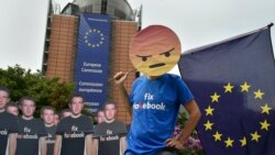 آواز، فعال بین‌المللی، ماکت‌هایی از مارک زاکربرگ، بنیانگذار فیس‌بوک، مقابل پارلمان اروپایی نصب کرده که روی آن نوشته شده است: «فیس‌بوک را درست کن».