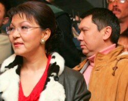 Дариға Назарбаева және оның күйеуі Рахат Әлиев. 2005 жыл.