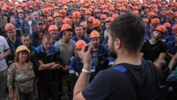 Одразу після виборів під час активних протестів робітники «Гродно-Азоту» страйкували, але лише кілька днів. Мітинг на підприємстві «Гродно-Азот» 19 серпня 2020 року (через 10 днів після президентських виборів)