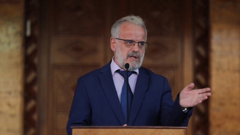 Џафери: Не нудиме премиер од ДУИ, туку премиер-Албанец
