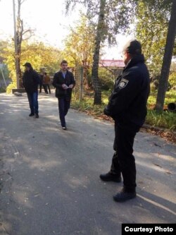 Фото з обшуків, надані Валентиною Аксьоновою
