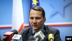 Глава МИД Польши Радослав Сикорский - сторонник скоординированной энергетической политики ЕС