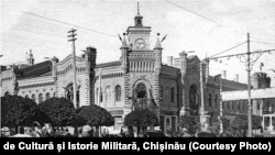 Primăria orașului Chișinău în epoca interbelică. Sursa: Centrul de Cultură și Istorie Militară, Chișinău