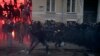 Ucraina: cum este deturnat un protest paşnic