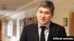 Саят Шаяхметов в бытность вице-министром образования и науки Казахстана. 
