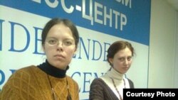 Надежда Низовкина (слева)