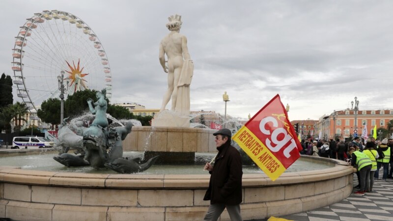საფრანგეთში საერთო ეროვნული  გაფიცვაა მაკრონის „უნივერსალური“ საპენსიო სისტემის წინააღმდეგ 