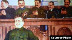 Сергей Киров выступает на XVII съезде ВКП(б) . Картина Д.Надбандяна (1935) 