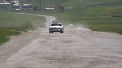 Վարորդները դժվարությամբ են հաղթահարում Գյումրի-Աշոցք ճանապարհահատվածը՝ գոյացած փոսերի պատճառով