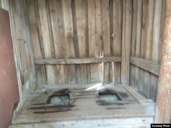 Туалет в тверской школе гребли