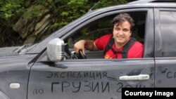 Александр Беленький – путешественник, чьи блоги и фоторепортажи из разных стран пользуются популярностью среди пользователей Живого Журнала