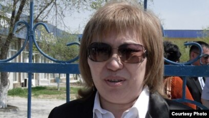 Серіктес бірінші тәжірибемен алмасу Әйелдер моншасындағы жасырын камера душ порно