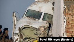 Носовая часть потерпевшего крушение самолета. Алматы, 27 декабря 2019 года.