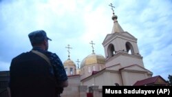 Соьлж-ГIала. Архангелан Михаилан килс. Архивера сурт. 